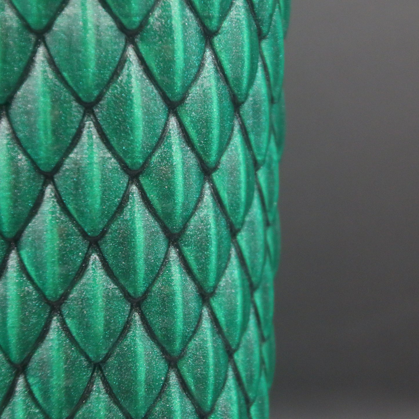 Dragon Scale Tumbler - 32oz