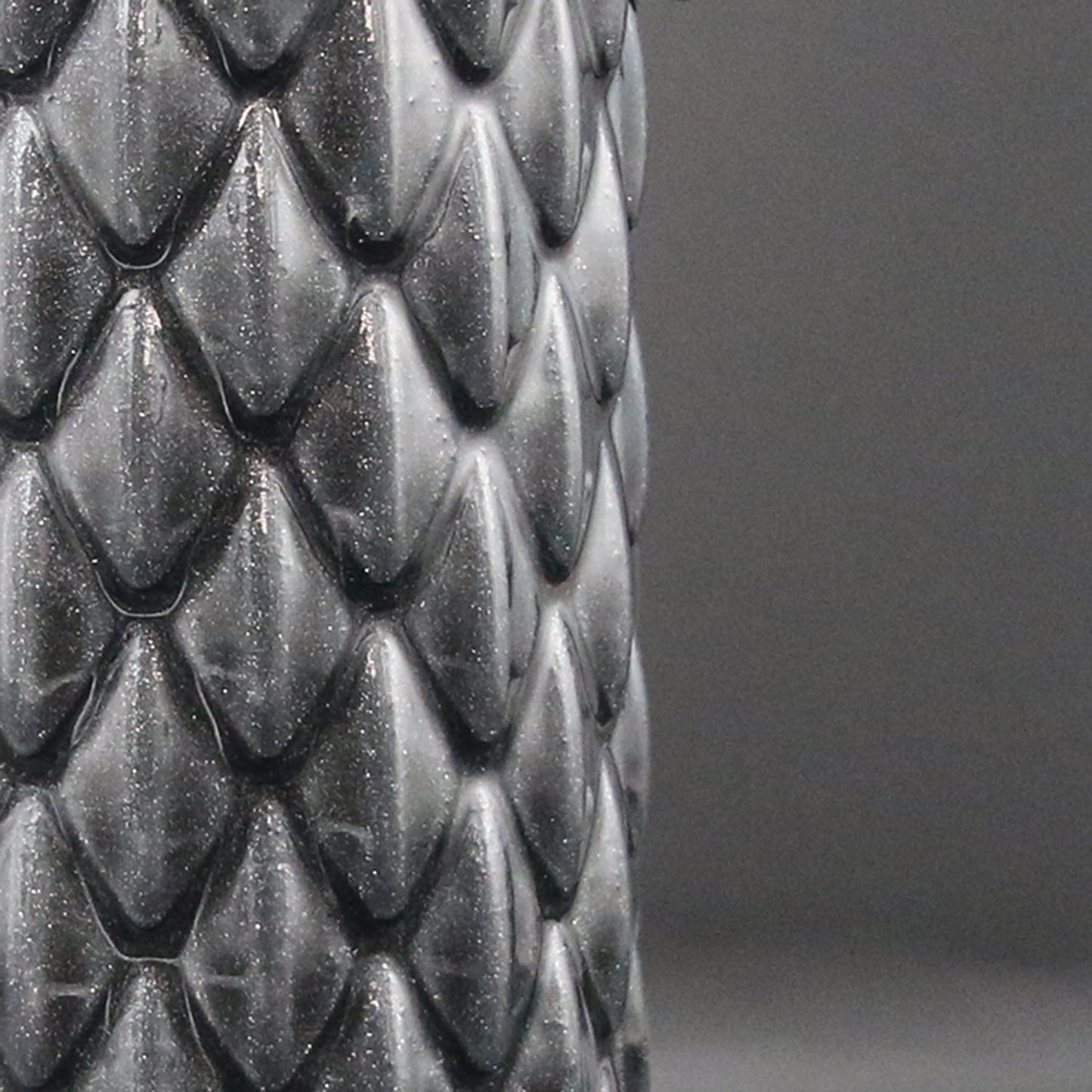 Dragon Scale Water Bottle 18oz