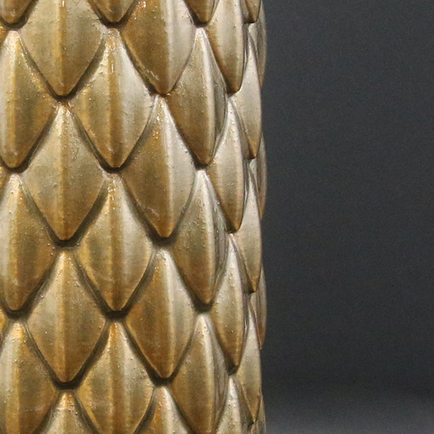 Dragon Scale Water Bottle 18oz