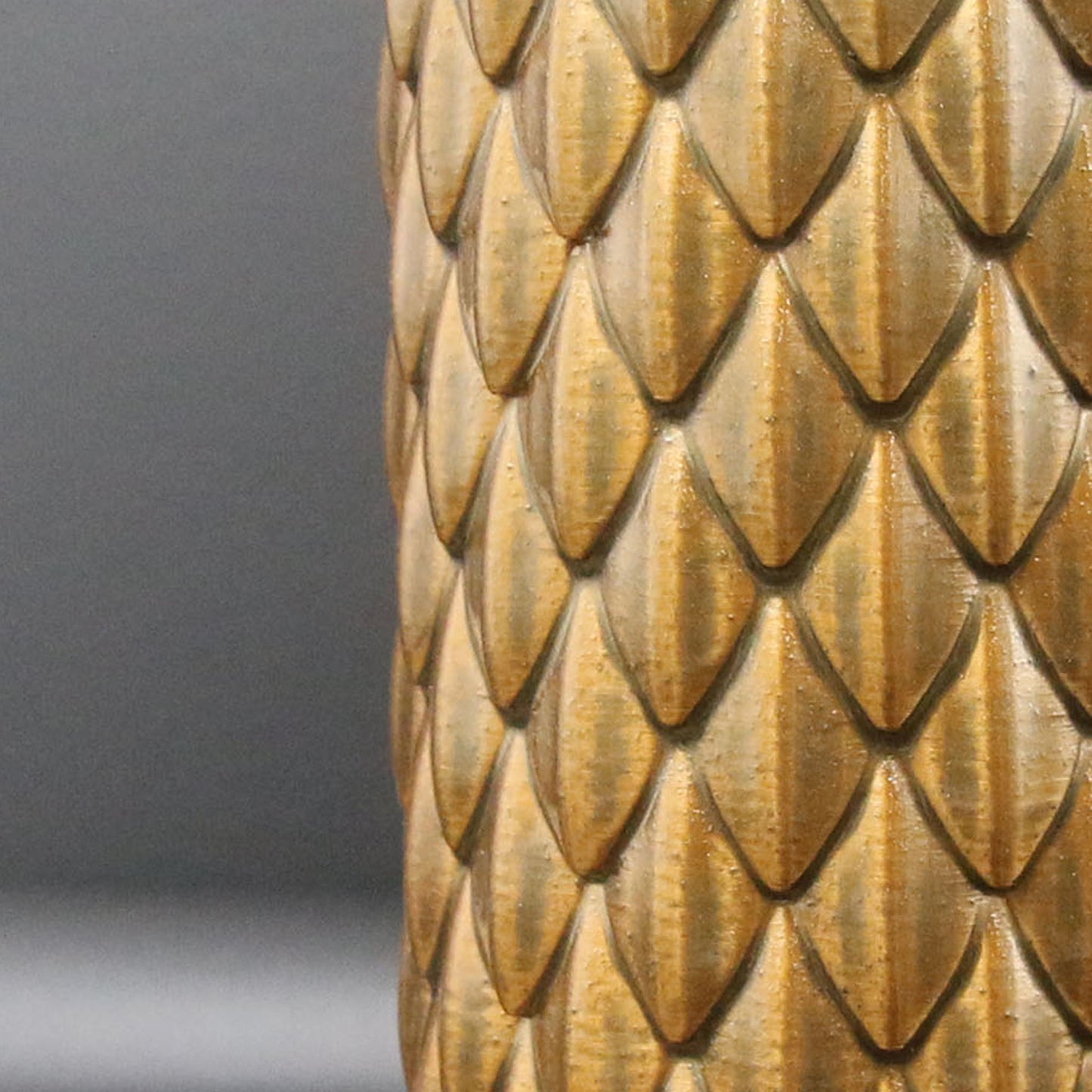 Dragon Scale Stein with Handle 20oz
