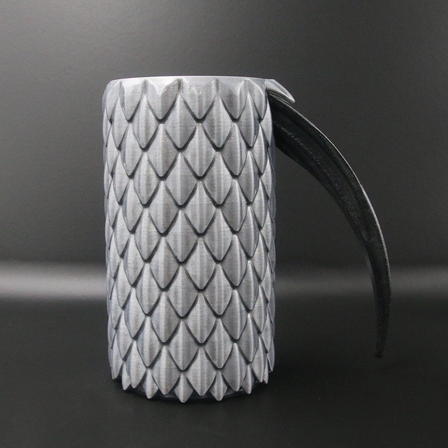 Dragon Scale Stein with Handle 20oz