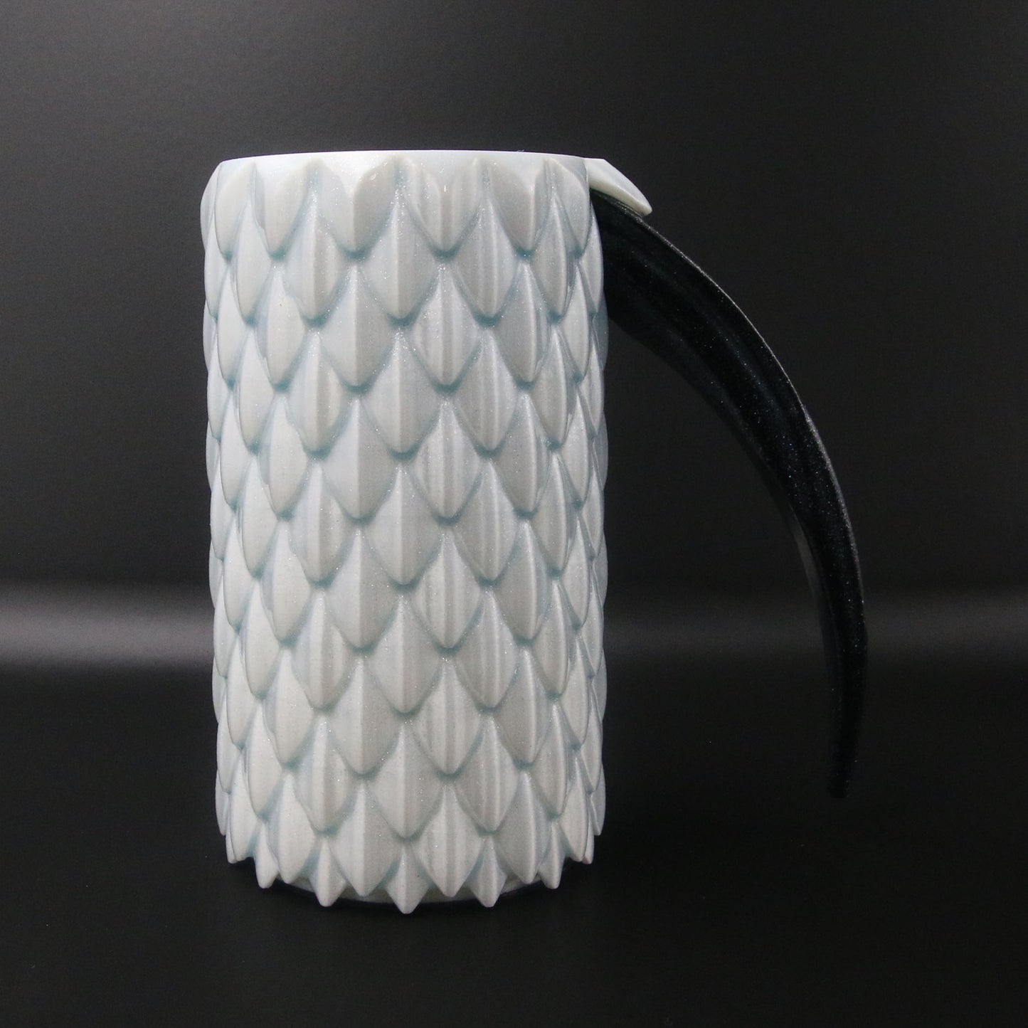 Dragon Scale Stein with Handle 20oz