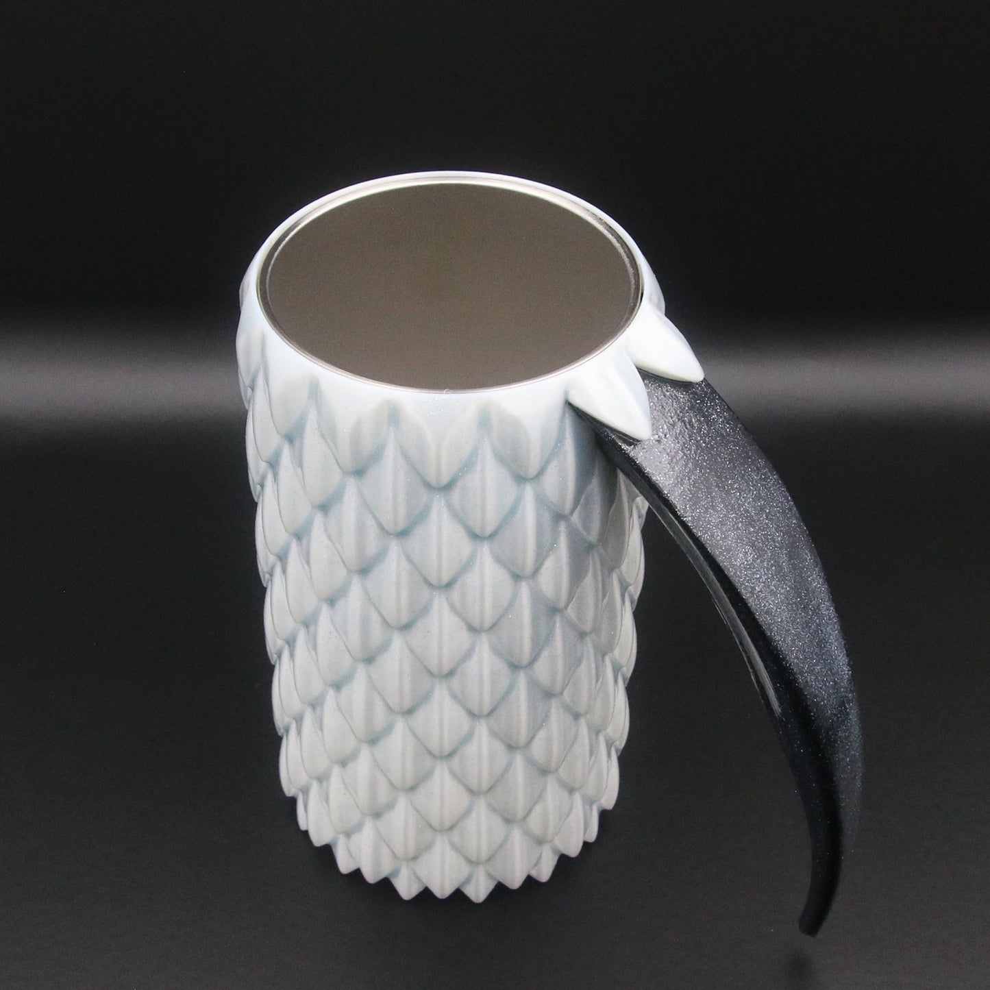 Dragon Scale Stein with Handle 20oz