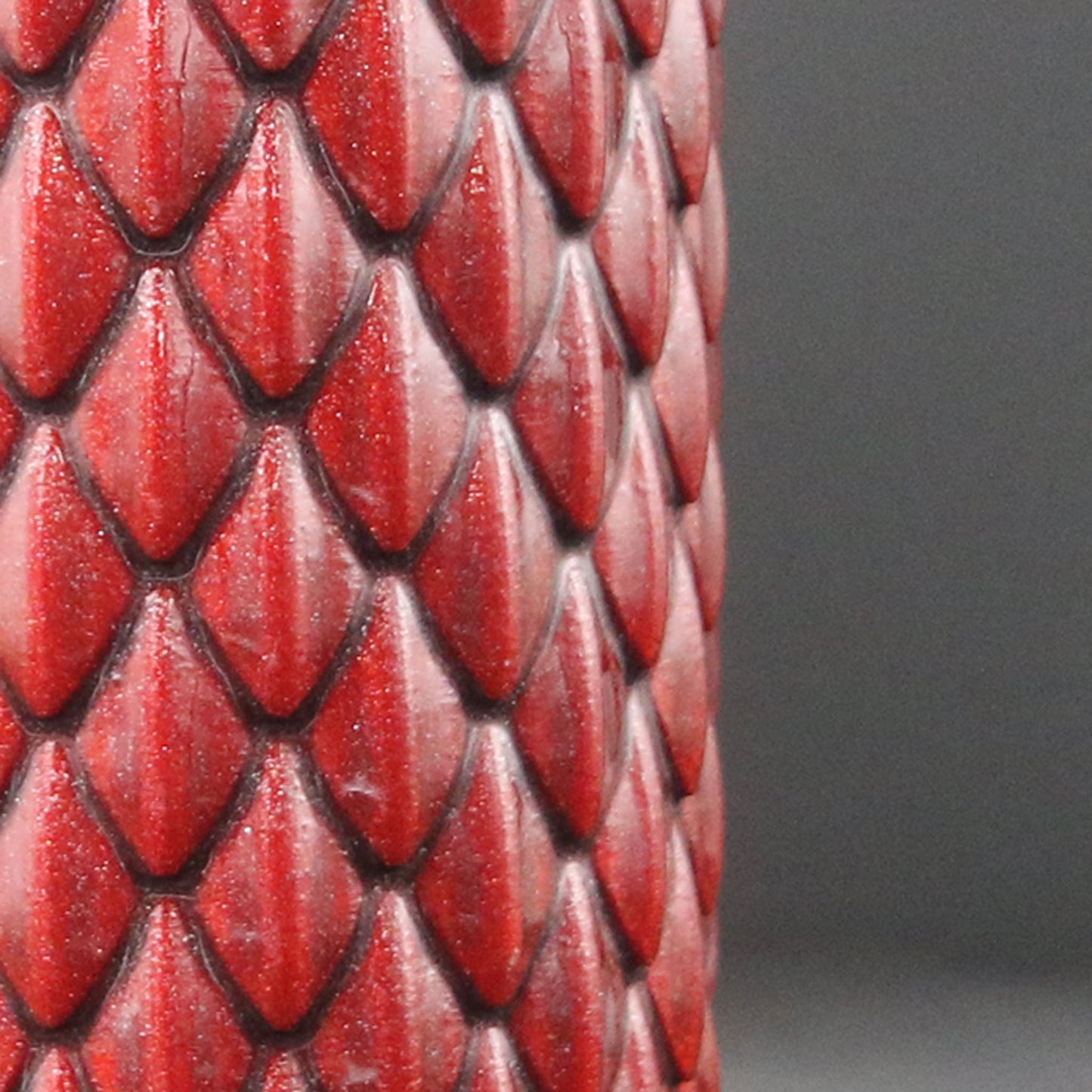 Dragon Scale Water Bottle 32oz