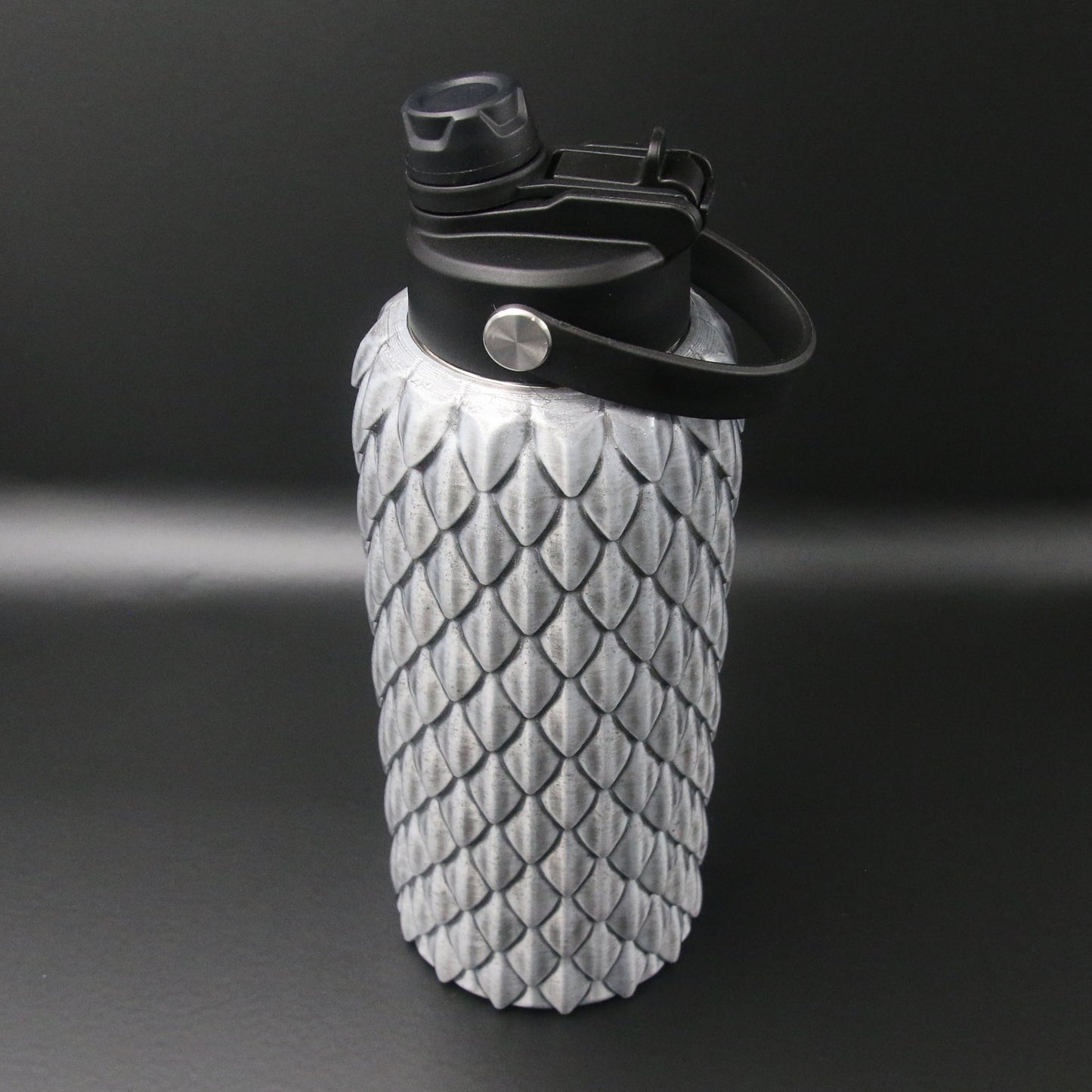 Dragon Scale Water Bottle 32oz